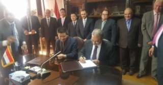 القابضة لكهرباء تتعاقد على أعمال...