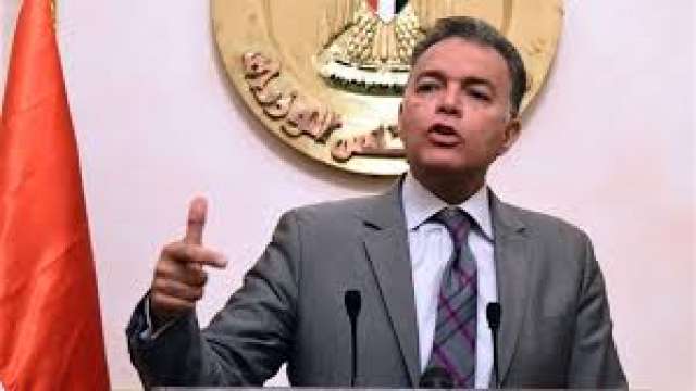 عرفات: زيادة ساعات العمل بالموانىء المصرية لـ24 ساعة يوميا