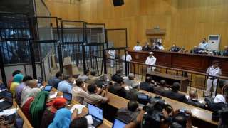 براءة محاميين وغرامة 10 آلاف...
