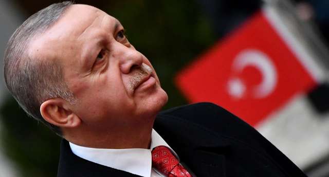 إردوغان يوعد الشعب التركي برفع حالة الطوارئ في حال أعيد انتخابه