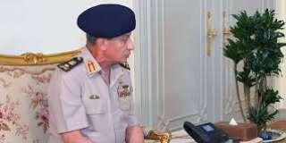 وزير الدفاع يصدق على قبول...