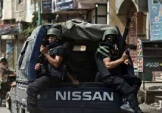 ضبط هاربين من أحكام وتحصيل...