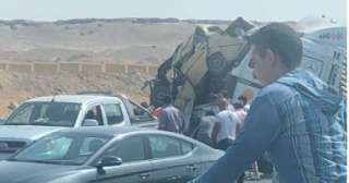 وفاة وإصابة 30 عاملا في...