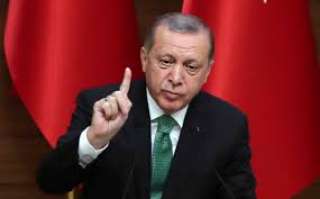 أردوغان: تركيا سترد على أية...
