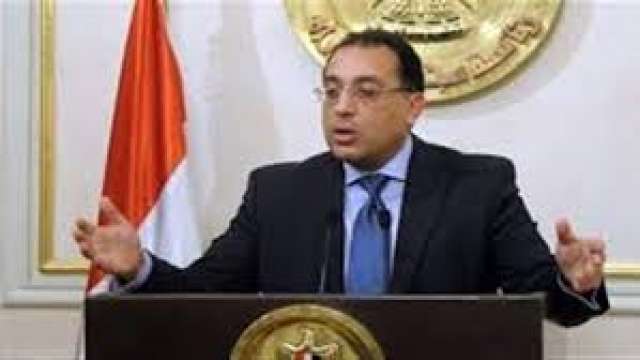 رئيس الوزراء يتابع إجراءات ضم المواليد لبطاقات التموين 