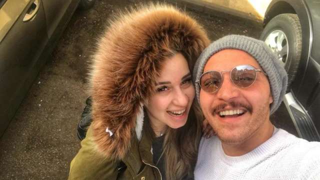 شاهد.. شريف منير يوجه رسالة مؤثرة إلى نجلته عقب زفافها