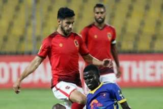 الأهلي يجدد عقد ناصر ماهر...