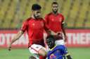 الأهلي يجدد عقد ناصر ماهر...