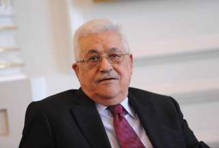 أبومازن يدعو ترامب لإلغاء قراراته...