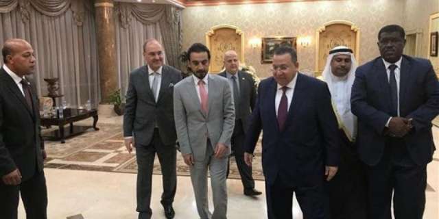 الحلبوسي يصل مجلس النواب لبحث الأوضاع بالمنطقة