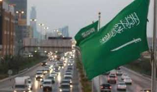 الخارجية السعودية تبحث مع سفير...