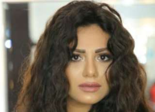 أسرة المطربة ”غنوة” تستقبل العزاء...