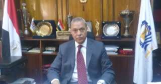 محافظ قنا يشهد تسليم اتفاقيات...