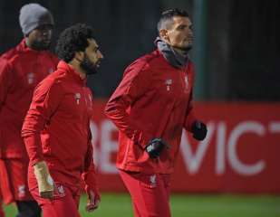 إصابة محمد صلاح بجزع في...