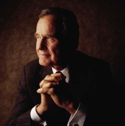 بالصور.. أشهر المتوفين عام 2018  