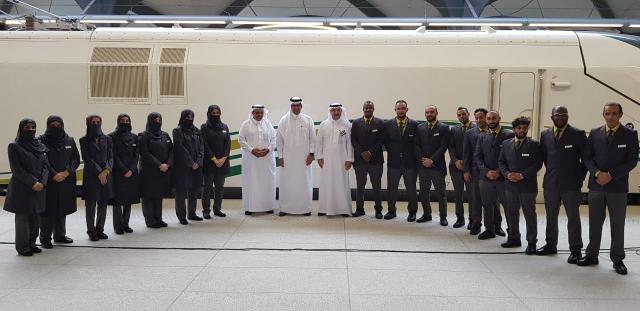 دور فعال للسعوديات في قطار الحرمين السريع