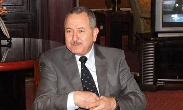 وفاة عادل عبد العزيز رئيس وكالة أنباء الشرق الأوسط الأسبق 