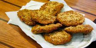 عمل الطعمية المصرية