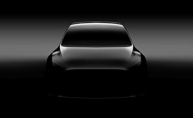تسلا تكشف عن سيارتها Model Y