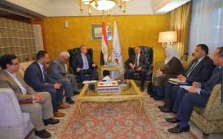 الوزير يبحث تفعيل تعاقد صفقة...