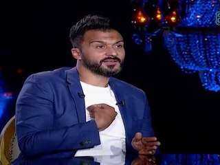 بالفيديو.. خناقة وألفاظ خارجة بين...