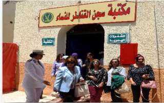 وفد من المجلس القومى للمرأة...