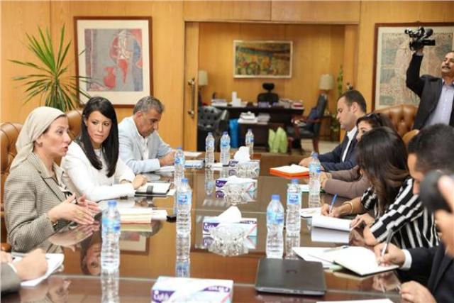 البيئة والسياحة يجتمعان لوضع خطة للتعاون المشترك بين الوزارتين