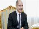 وزير الطيران المدني يتفقد مطار...