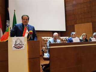 أبو العينين: فرص واعدة بين...