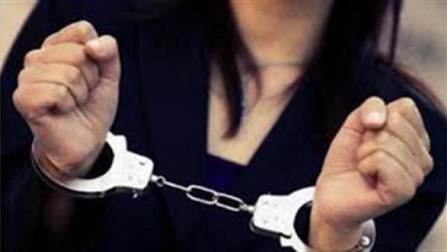 ضبط ربة منزل بحوزتها نصف كيلو هيروين وحشيش في بنها
