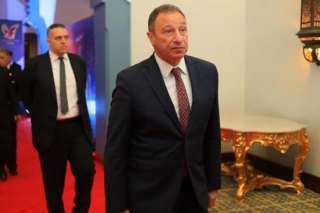الخطيب يجتمع بلاعي الأحمر قبل...