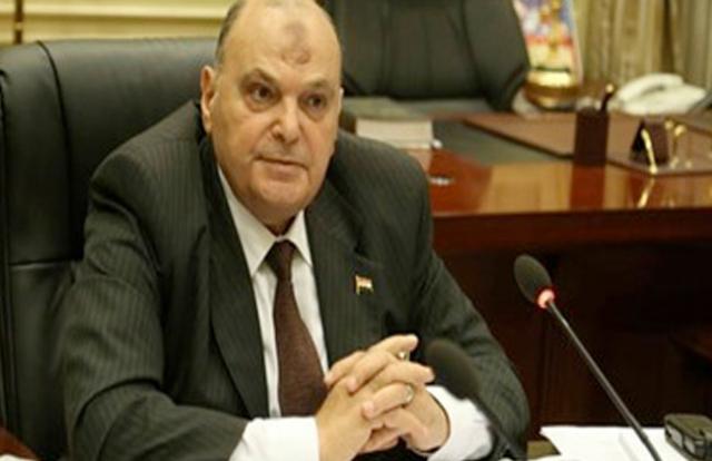 اللواء كمال عامر رئيس لجنة الدفاع
