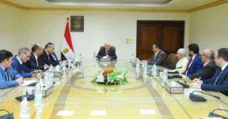 وزير الانتاج الحربى يستقبل رئيس...