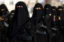 تفاصيل فرار عشرات الداعشيات من...