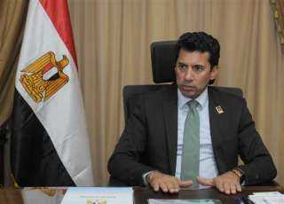 وزير الرياضة يجتمع باللجنة المنظمة...