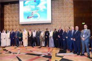 وفد من العربية للطيران المدني...