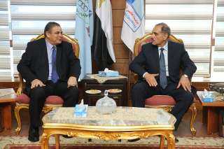بالصور.. وصول محافظ كفر الشيخ...