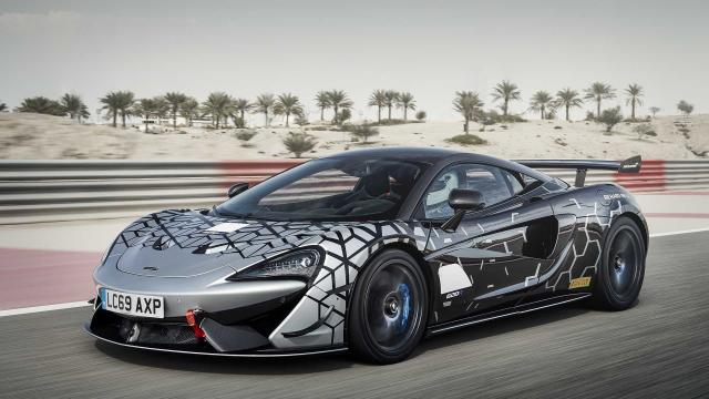”ماكلارين”McLaren تضيف تحفة جديدة لعالم السيارات الرياضية بمحرك توربيني (فيديو)