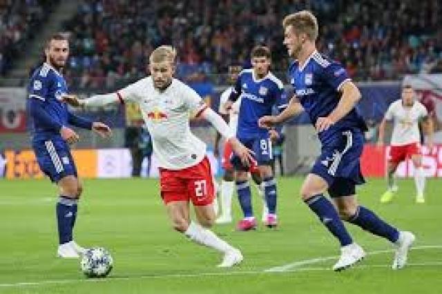مباراة ليون ولايبزيغ بدوري أبطال أوروبا
