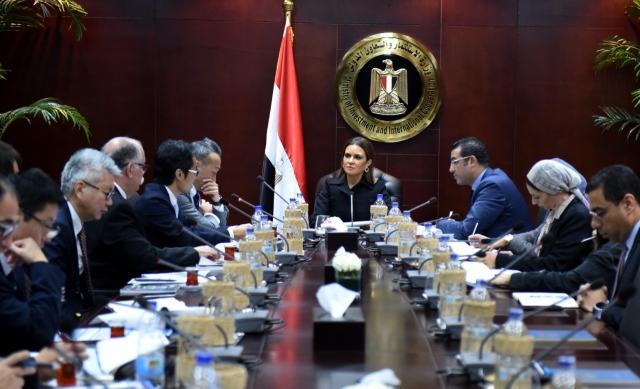 وزيرة الاستثمار تلتقى بوفد من شركة تويوتا تسوشو اليابانية