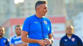 المدير الفني للزمالك يحسم إقامة...