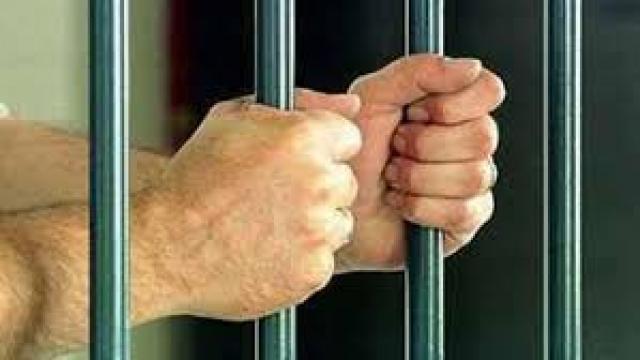 المشدد 3 سنوات لمتهمين شرعا فى سرقة دراجة نارية بالتبين