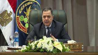 وزير الداخلية يهنئ بطريرك الأقباط...