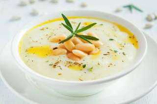 شوربة الفاصوليا البيضاء الكريمي