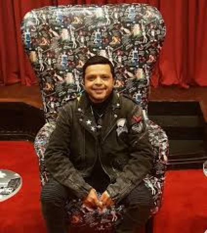 محمد هنيدي يسخر من نفسه في عيد ميلاده الـ55