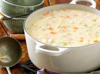 عمل شوربة الدجاج بالذرة الكريمي