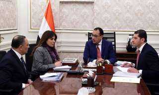 مدبولى يتابع موقف التعامل مع...