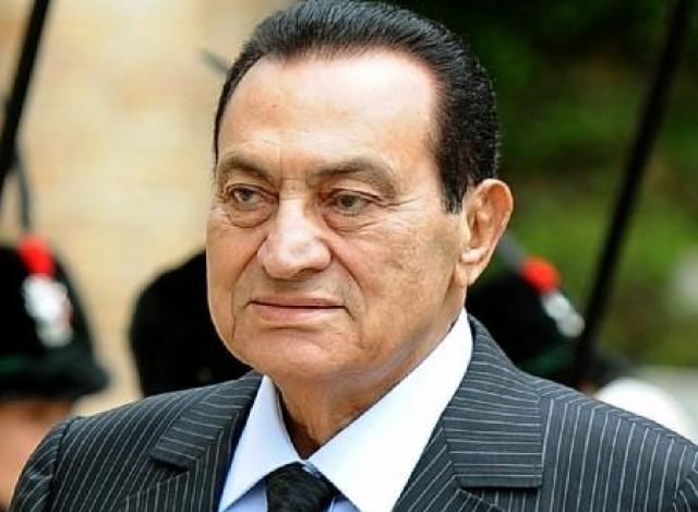 علاء مبارك ينعى والده: اللهم اعف عنه واغفر له وارحمه