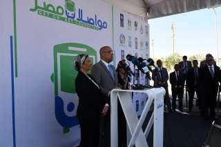 وزيرا الإسكان والبيئة يفتتحان مشروع...