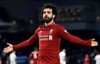 محمد صلاح يقود تشكيل ليفربول...
